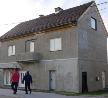 Hiša, Ljubljanska cesta, 2327 Rače