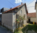 Vrstna hiša  - v deležu ½, Krsišće, 10000 Zagreb