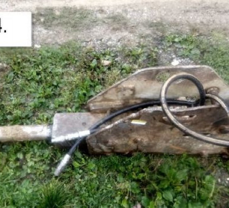 Udarno kladivo za bager