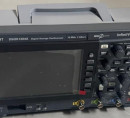 Osciloskop Keysight DSOX1204A, napajalnik Keysight EDU36311A, antenski drog
