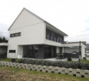 Hiša - v deležu ½, Suhadole, 1218 Komenda