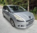 Peugeot 5008 1.6i, letnik 2011