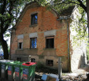 Dvostanovanjska hiša - v deležu ⅓, Jedličkova ulica, 2000 Maribor