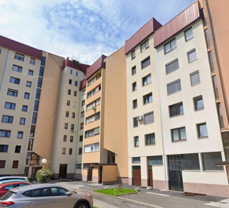 Stanovanje, Antoličičeva ulica, 2000 Maribor