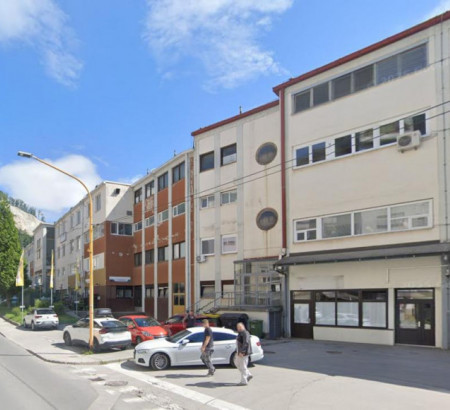 Industrijski prostori, Naselje Aleša Kaple, 1430 Hrastnik