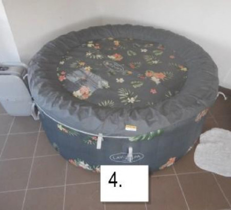 Napihljiv masažni bazen Lay-Z-Spa
