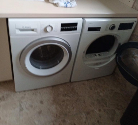 Sušilni stroj Bosch, letnik 2022