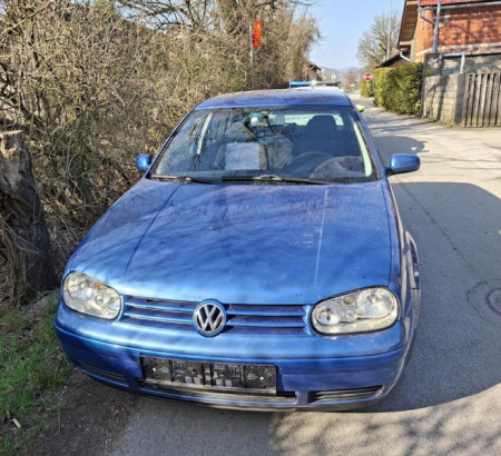Volkswagen Golf 1.9, letnik 1. reg. 2000