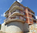 Večstanovanjska stavba, Labuništa, Struga 6336, Severna Makedonija