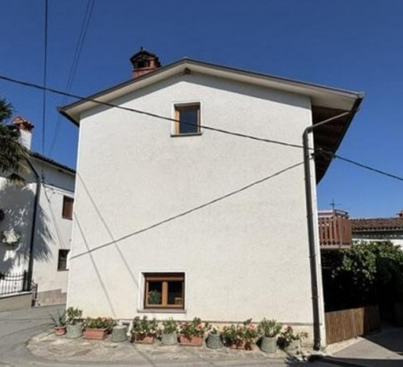 Pozidano zemljišče - v deležu ½, Skrilje, 5263 Dobravlje