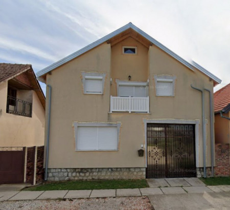 Hiša, Ulica Matije Gupca, 32252 Otok