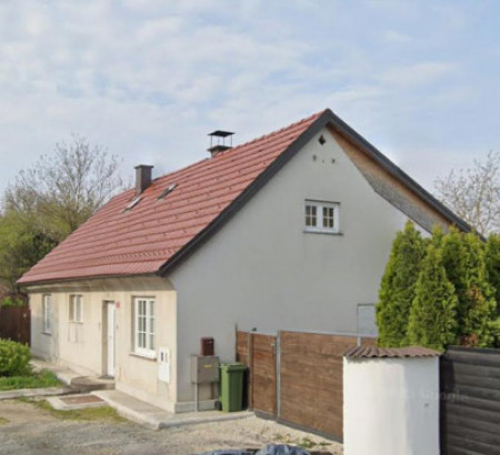 Hiša, Pešpot, 8250 Brežice